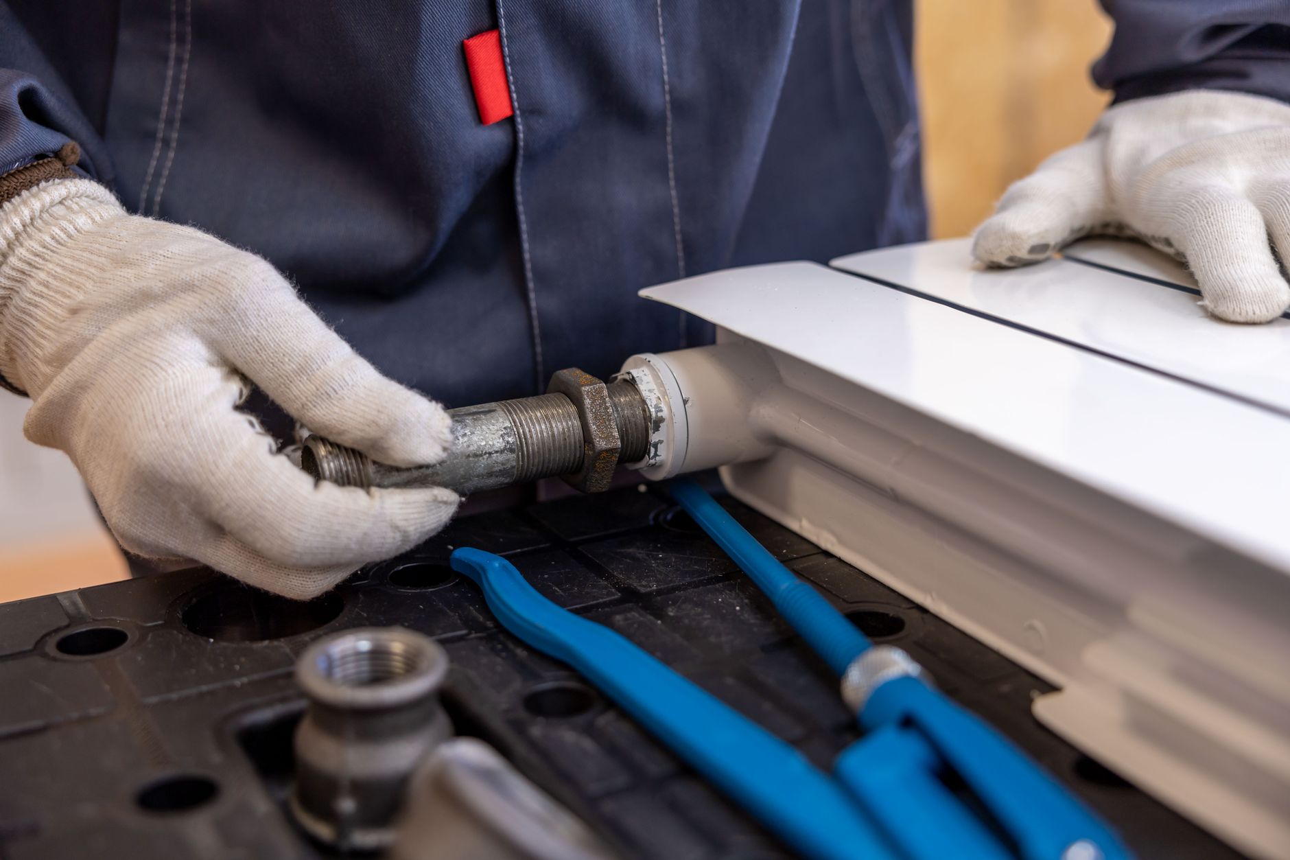 Dépannage chauffe-eau équipe à Troyes